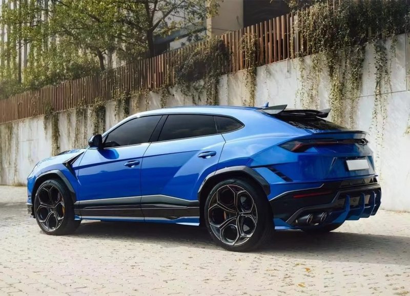 2022+ Car Exterior Part Top Design Dry Carbon Fiber Roof Spoiler for  URUS S Dry Carbon Spoiler Wing
